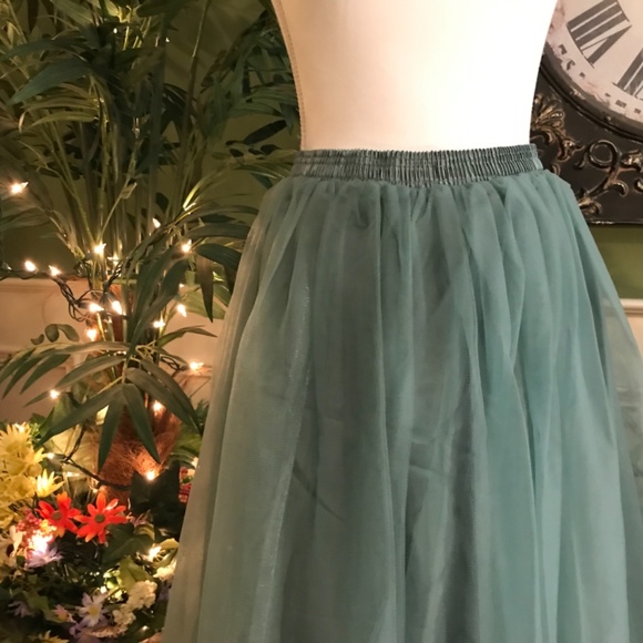 Tulle maxi Skirt - Picture 2 of 5